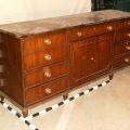 Dresser 5