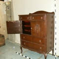 Dresser 2
